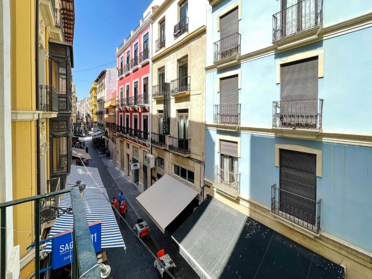 Apartamento Con Mucho Encanto En Pleno Centro Alicante Zewnętrze zdjęcie